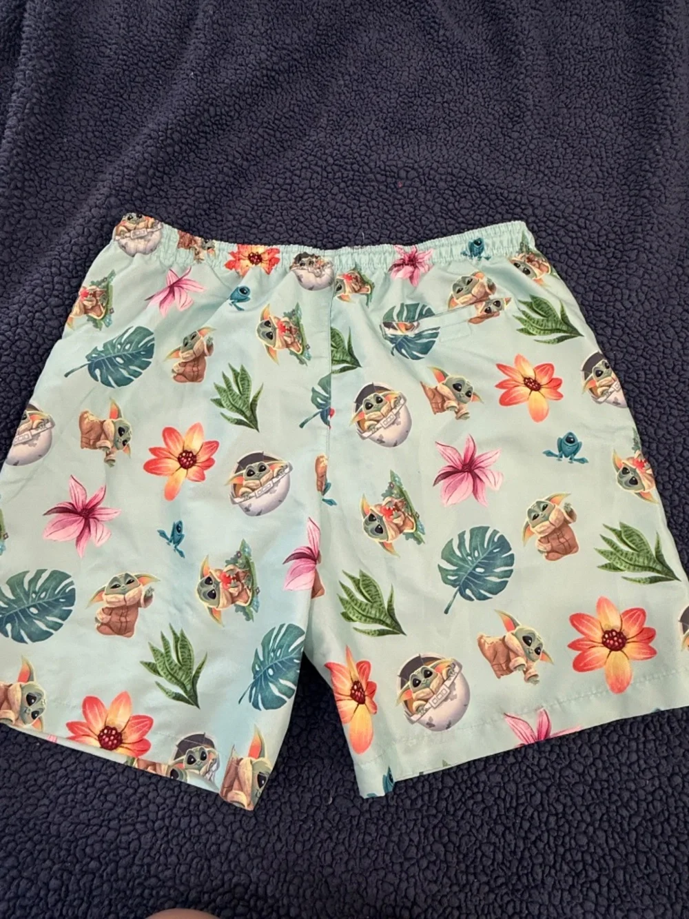 Star Wars Men Mandalorian Swim Trunks Shorts Sz lg Grogu Baby Yoda Blue Tropical